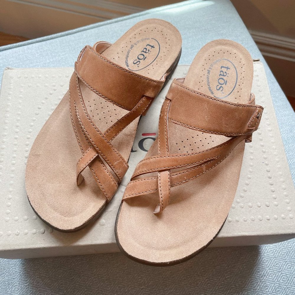 Taos Perfect Sandal - Tan NWT